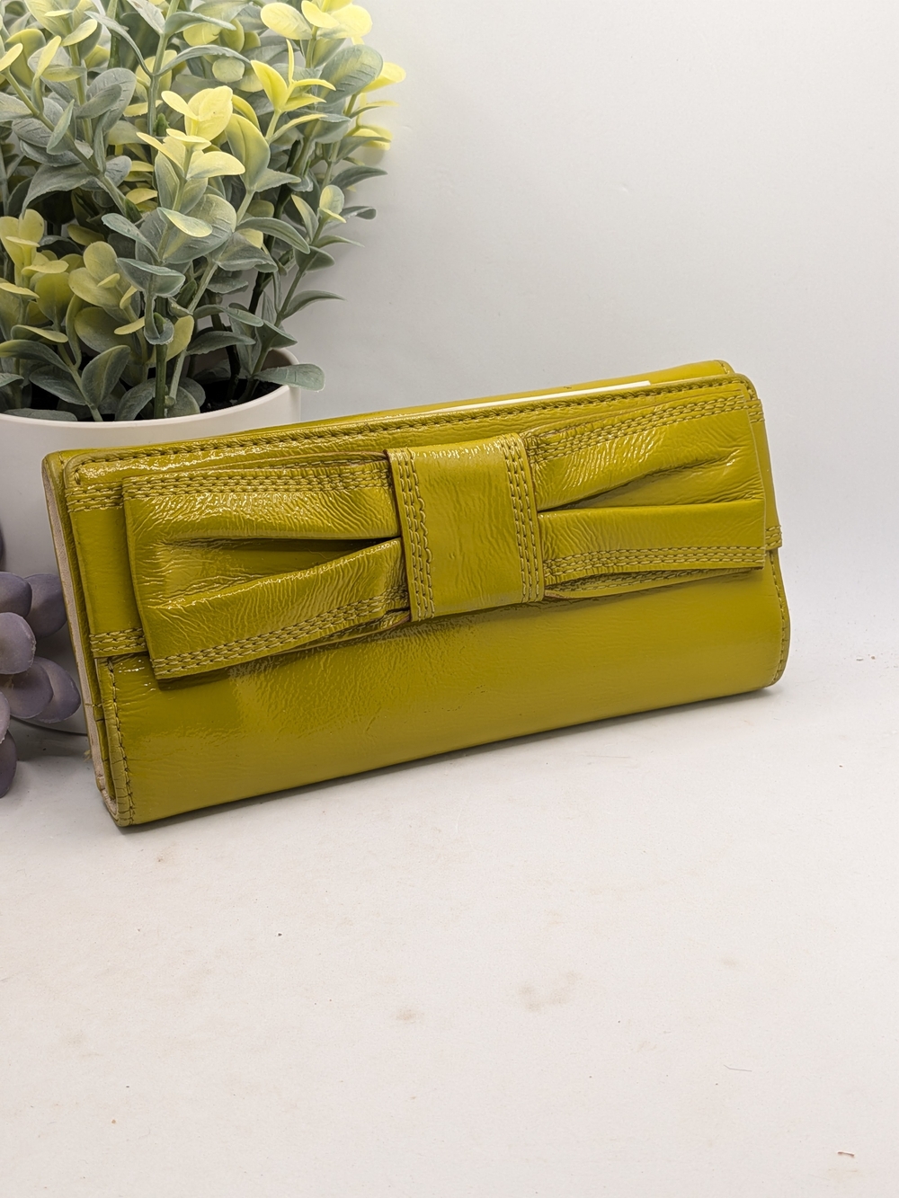 kate spade Storybook Olive Bow Clutch Wallet